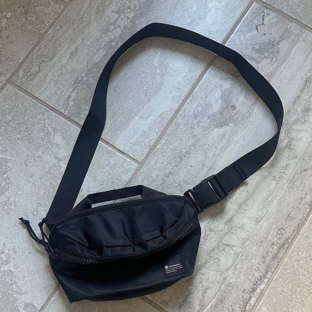 Lululemon Athletica Black Belt Bag